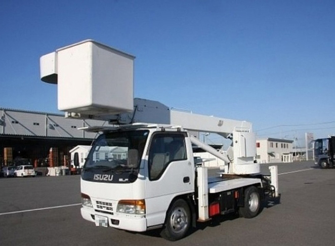 isuzu2.jpg